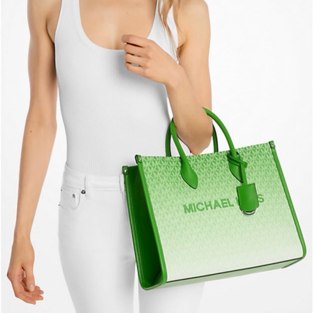 Michael Kors Mirella Medium Ombré Logo Tote Bag
Jungle Green
NWT - Picture 2 of 15